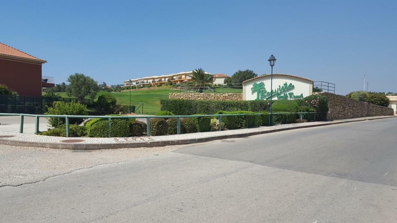 Saraiva'S Guest House Lagos Exterior photo