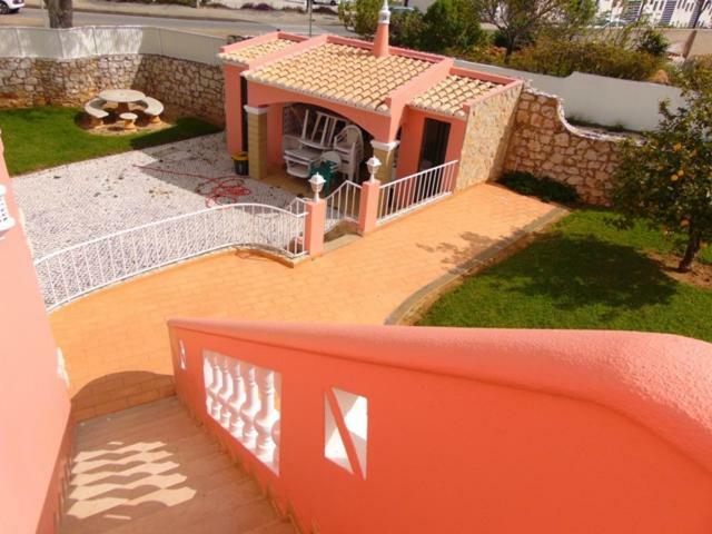 Saraiva'S Guest House Lagos Exterior photo